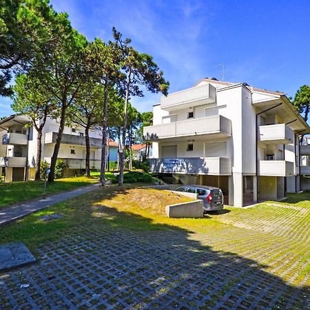 Apartment Parco Hemingway-1 By Interhome Lignano Sabbiadoro Exteriör bild