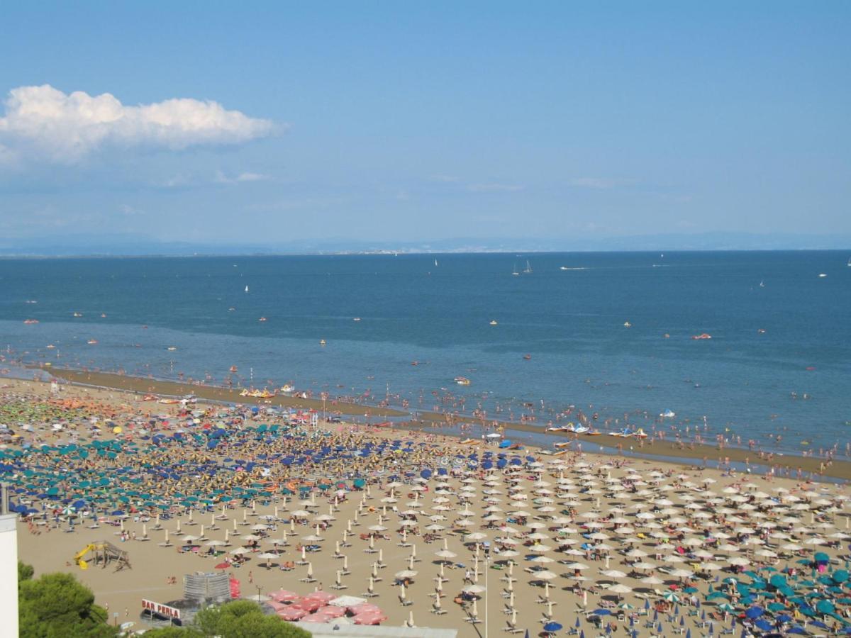 Apartment Parco Hemingway-1 By Interhome Lignano Sabbiadoro Exteriör bild