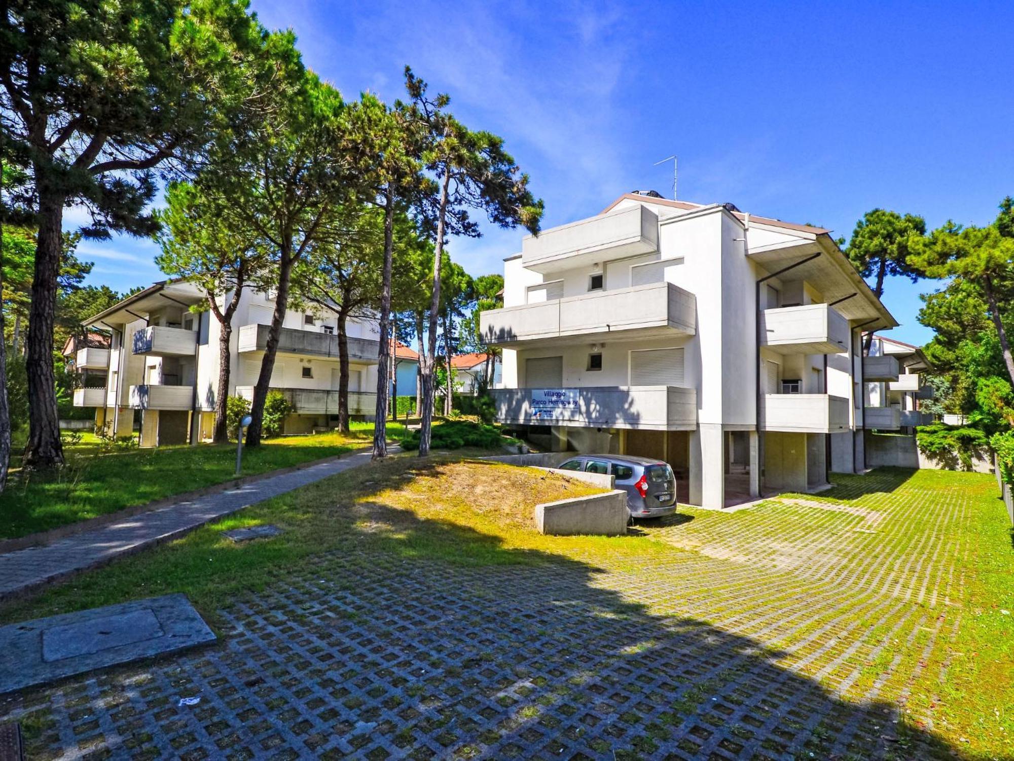 Apartment Parco Hemingway-1 By Interhome Lignano Sabbiadoro Exteriör bild